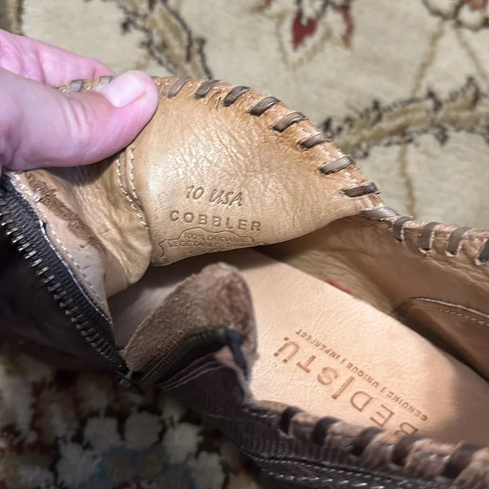 Boots - Picture 3 of 5